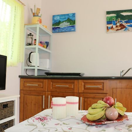 Jo'S Farmstay-Charming Holiday Farm Close To Famous Muri Beach ราโรทองกา ห้อง รูปภาพ